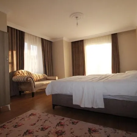 Glory Hotel *